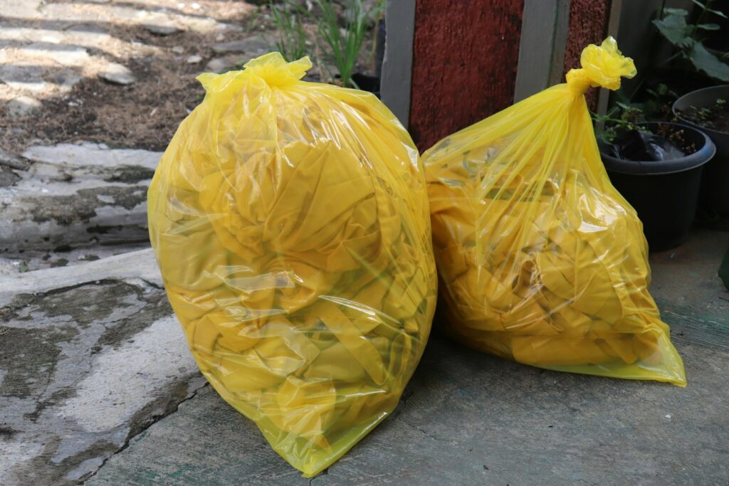 Kantong kuning limbah medis infeksius